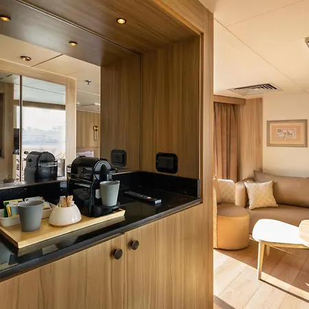 M/Y Alexander The Great Nile Cruise - 4 Nights Every Monday From Luxor - 3 Nights Every Friday From Aswan Exterior photo