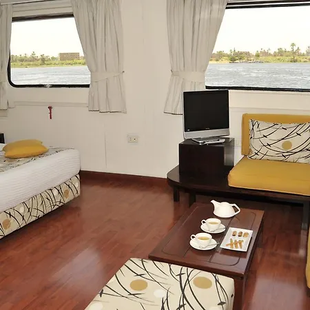 M/Y Alexander The Great Nile Cruise - 4 Nights Every Monday From Luxor - 3 Nights Every Friday From Aswan Exterior photo
