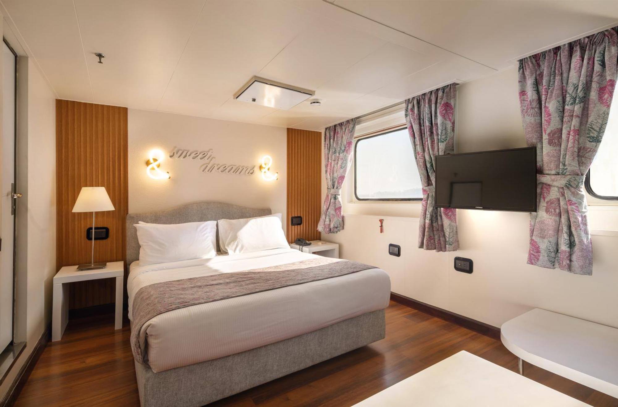 M/y Alexander The Great Nile Cruise - 4 Nights Every Monday From - 3 Nights Every Friday From Aswan  5*