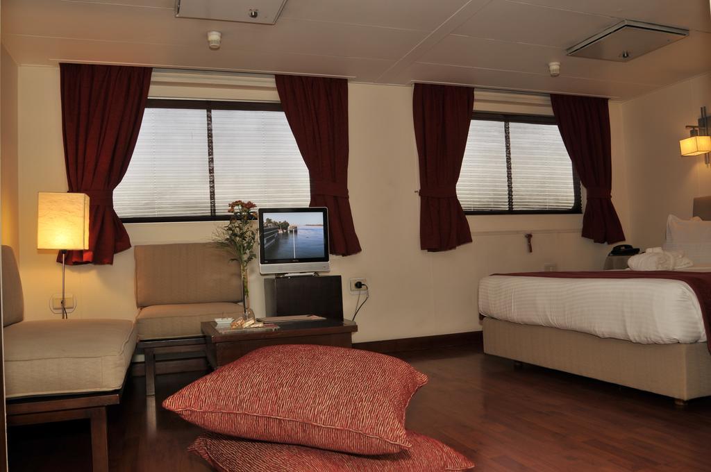  M/y Alexander The Great Nile Cruise - 4 Nights Every Monday From - 3 Nights Every Friday From Aswan Luxor