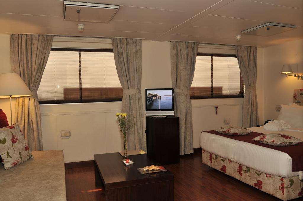  M/y Alexander The Great Nile Cruise - 4 Nights Every Monday From - 3 Nights Every Friday From Aswan